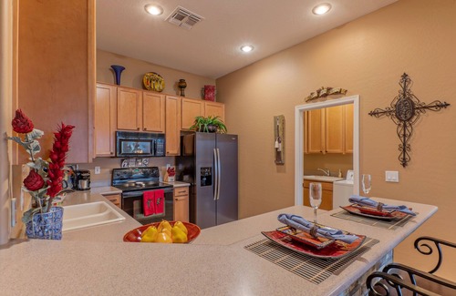 Gold Canyon Casa | Golf & Mt VIEWS, Golfers/Hikers Paradise, Comm Htd Salt POOL & Spa, All King Beds