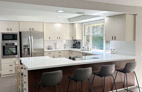 Vancouver Casa | Golf Oasis Retreat House/ Private fenced backyard