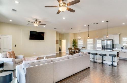 Midland Casa | Golf, Shop and Explore Home 5 Mi to Dtwn Midland!