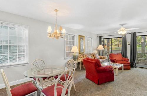 Pawleys Island Casa | Golf Side Elegance 2BR Villa Hideaway
