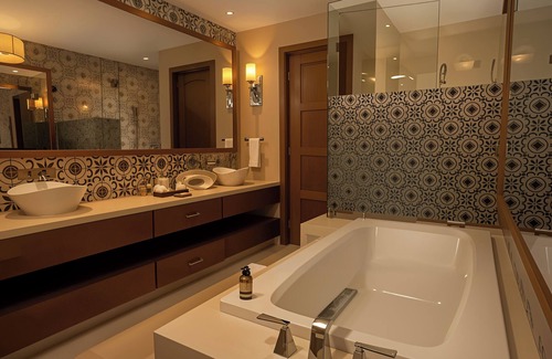 Los Cangrejos II y ÌII Hotel | Golf, Spa y Lujo Frente al Mar