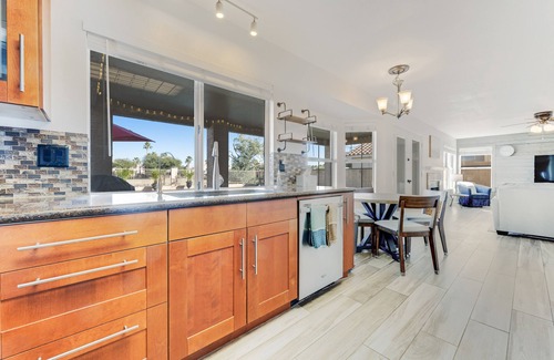 Foothills Casa | Golf View Gem with Private Pool, Central AC, & WiFi - One Dog Welcome