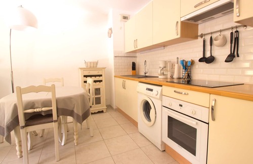 Golfe Juan Condominio | Golfe Juan - 4 People - Swimming Pool - Private Parking