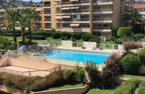 Golfe Juan Apartamento | Golfe Juan, quiet apartment with pool, near the beach