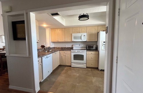 Deep Creek Condominio | Golfer and sun lover’s Punta Gorda vacation retreat, 2 beds, 2 baths