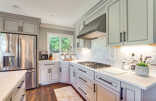 Del Monte Forest Casa | Golfer's Oasis: Luxe Pebble Beach Home on 5th Hole