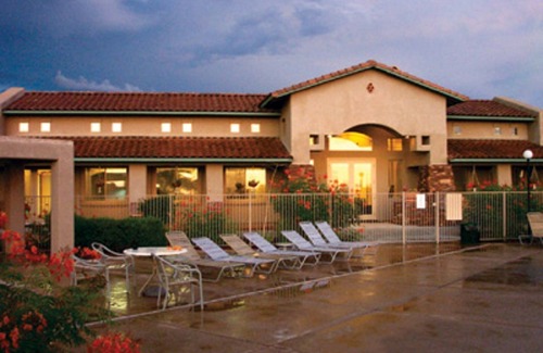 Worldmark Condominio | ¡Golfistas, excursionistas, ciclistas y gemas muestran amantes! Hermoso condominio con piscina y mucho más!
