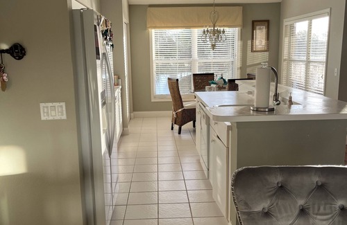 Sarasota Condominio | Golfers paradise 25 minutes to siesta key beach!