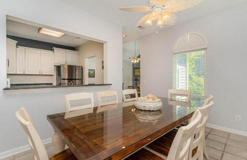 Arcadian Shores Apartamento | Golfers Paradise - 3 bedroom, 3 bath villa in Canterbury Court villa