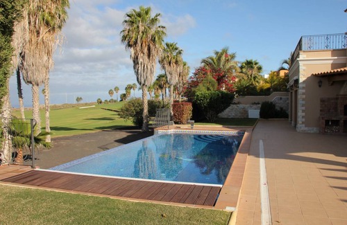 Costa Adeje Villa | 350 m² Villa ∙ 5 habitaciones ∙ 10 personas