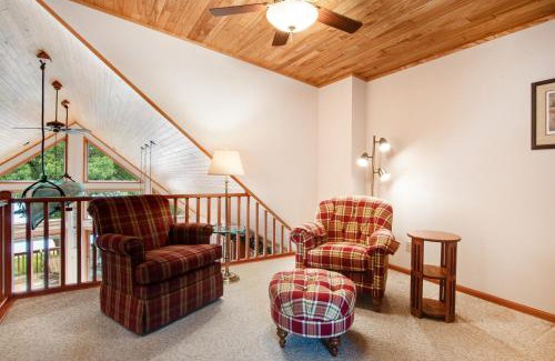 Eagle River Casa | GolfView GetAway