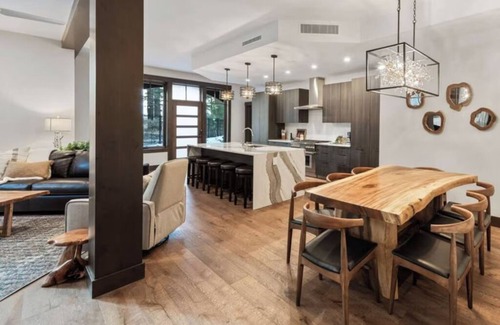Lakeside Park Cabina | Gondola Lodge