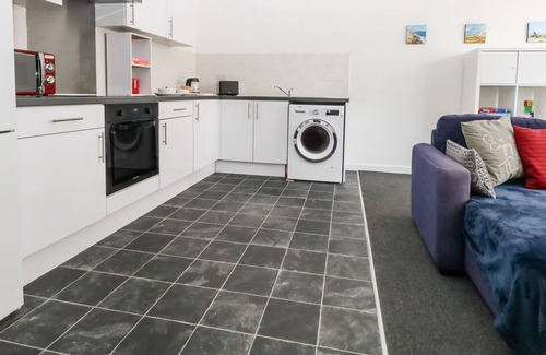 Southwell Apartamento | GONE COASTAL, pet friendly in Weston, Portland