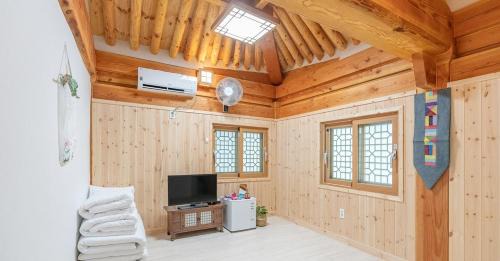 Gongju Casa | Gongju Goma Guesthouse