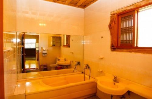 Gongju Casa | Gongju Jangseungpark Pension