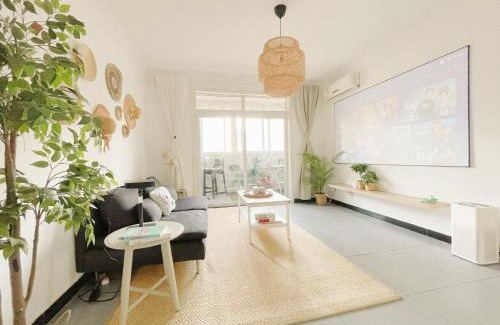 Weiyang Apartamento | Gongxi Apart ment Bell Tower Big Wild Goose Pagoda Tangcheng Terra Cotta Warriors6 metro away from Xian North Railway Station 3 minutes walk to Line 2 100 inch projection free trial service