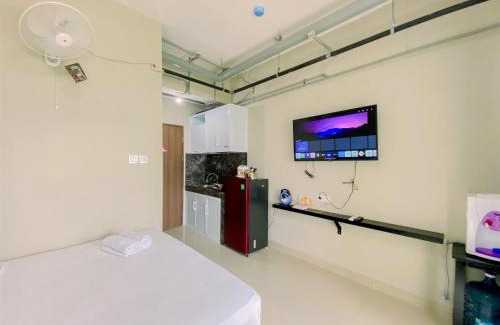 Kedungmanggu Apartamento | Good Deal and Homey Studio at Royal Sentul Park Apartment By Travelio
