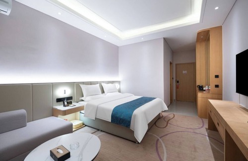 Xinshi District Hotel | Good Hang Hotel Urumqi Diwopu Airport