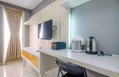 Pondokcina Apartamento | Good Location And Cozy Studio Margonda Residence 2 Apartment