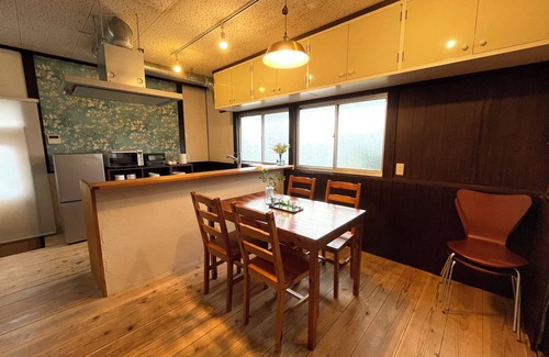 Miyazaki Casa | Good old comfortable Japanese house, completely private space, "Private lodging KUMANO" Easy access to Aoshima Shrine and the world's best surfing spots.