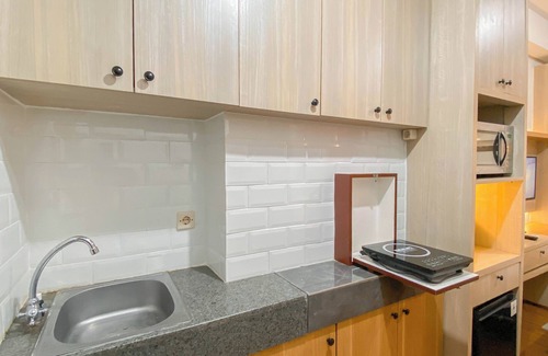 Jakarta Apartamento | Good Place and Cozy Studio at Transpark Cibubur Apartment