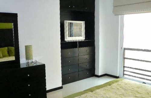 Área de la calle 12 Condominio | Excelente precio - Excelente ubicación - Condominio de lujo 2BR