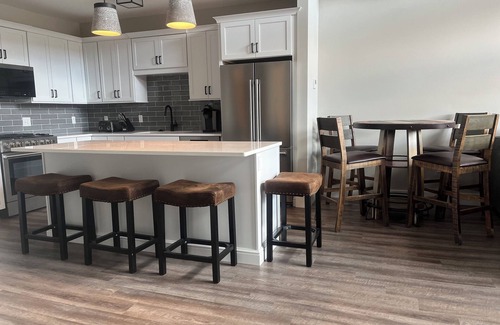 North Conway Condominio | Good Times to be had at our Luxury new loft condo at the base of Cranmore.