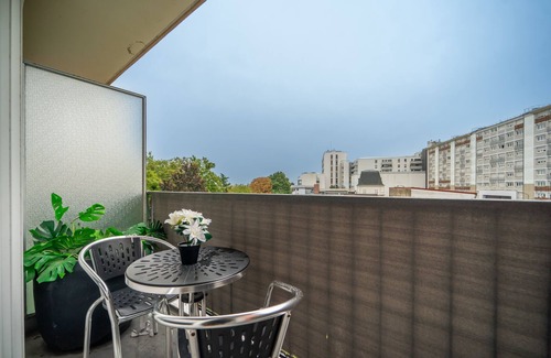 Joinville-le-Pont Apartamento | Good Vibes - One Bedroom Apartment, Sleeps 2