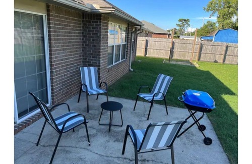 Emerald Shores Casa | Good Vibes On Gulf Near The Beach And Downtown