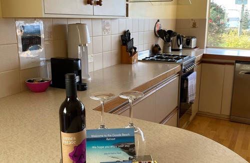 Goode Beach Casa | Goode Beach Retreat Albany