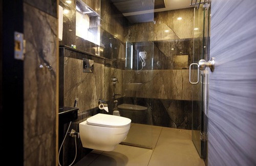 Thampanoor Hotel | Goodland Elegance