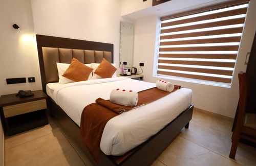 Thampanoor Hotel | Goodland Elegance
