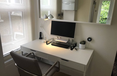 Askew Apartamento | Apartamento de lujo, 2 habitaciones dobles, parking gratuito.