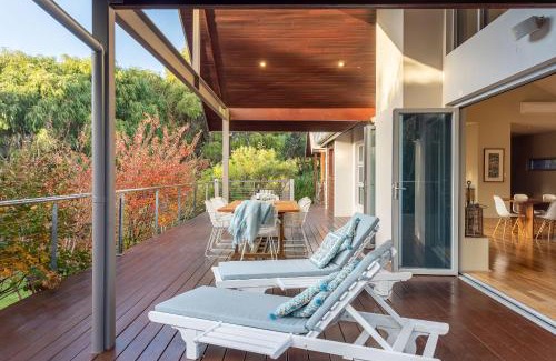 Eagle Bay Casa | Gooligumup I Private Properties