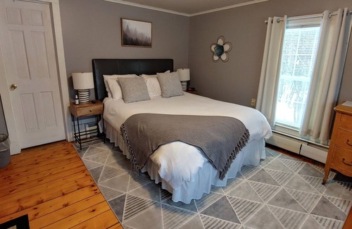 North Creek Cama Y Desayuno | Goose Pond Inn Bed & Breakfast