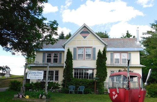 North Creek Cama Y Desayuno | Goose Pond Inn Bed & Breakfast