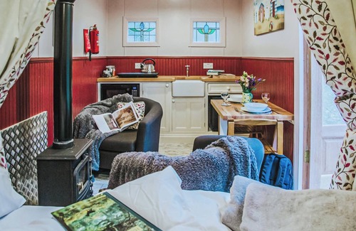 Melton Constable Cabaña | Goosewing Hut-QU7072