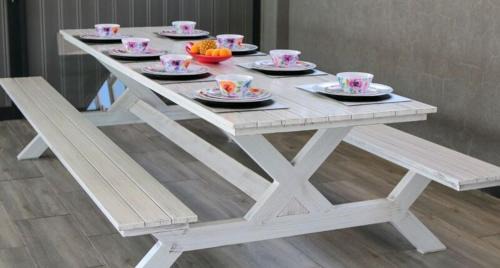 Mountainside Apartamento | GORDON's SHORE LUXURY APARTMENTS - Solar Powered