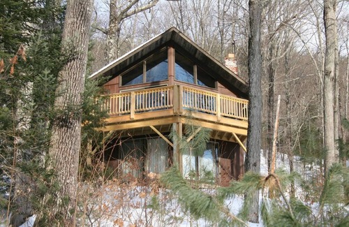 Wevertown Chalet De Esquí | Casa tranquila con cubierta envolvente, a 5 minutos de Gore Mtn y North Creek