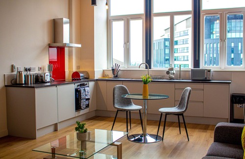 West Bromwich Apartamento | Gorgeous 1 Bed Duplex Apartment- West Bromwich
