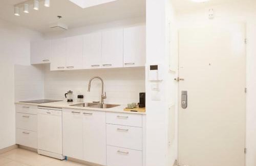Mea She'arim Apartamento | Gorgeous 1 Bedroom - Shirat Haneviim