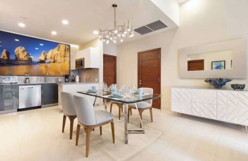 Santa Rosa Complejo | Gorgeous 2 bedroom Beachfront Condo at Villa La Valencia Cabo Resort & Spa!