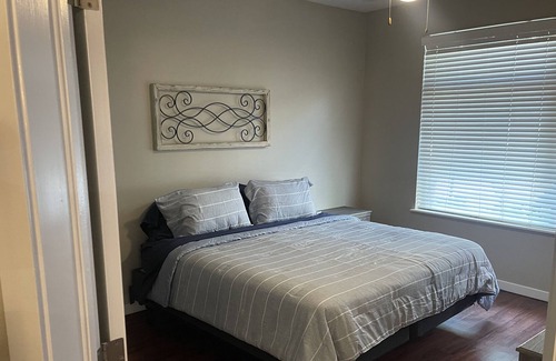 Southeast Apartamento | GORGEOUS 2 BED 2 BATH MINUTES FROM DOWNTOWN