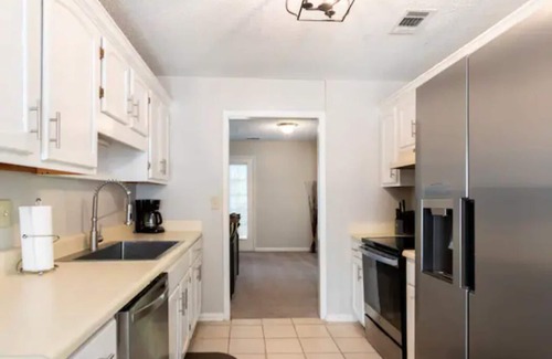 Riverdale Casa | Gorgeous 2 bed and 2.5 bath Home