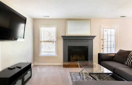 Riverdale Casa | Gorgeous 2 bed and 2.5 bath Home