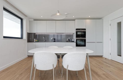 Ramsgate Apartamento | Gorgeous 2 Bed Apartment with Stunning Sea Views with Free Parking and Fast Internet