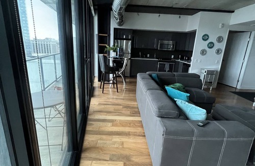 Downtown Winnipeg Apartamento | Gorgeous 2 bed sleeps 5 w/ surreal view downtown laundry wifi