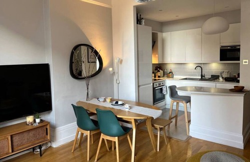 Camden Condominio | Gorgeous 2 bedroom flat in charming Swiss Cottage