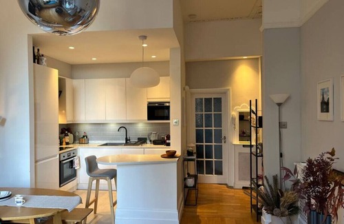 Camden Condominio | Gorgeous 2 bedroom flat in charming Swiss Cottage