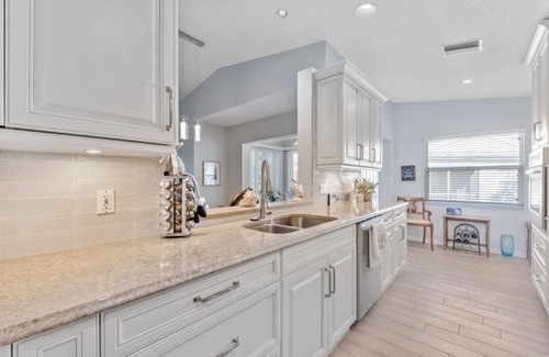Braden River Condominio | Gorgeous 2-Bedroom 2-Bathroom Furnished Rental